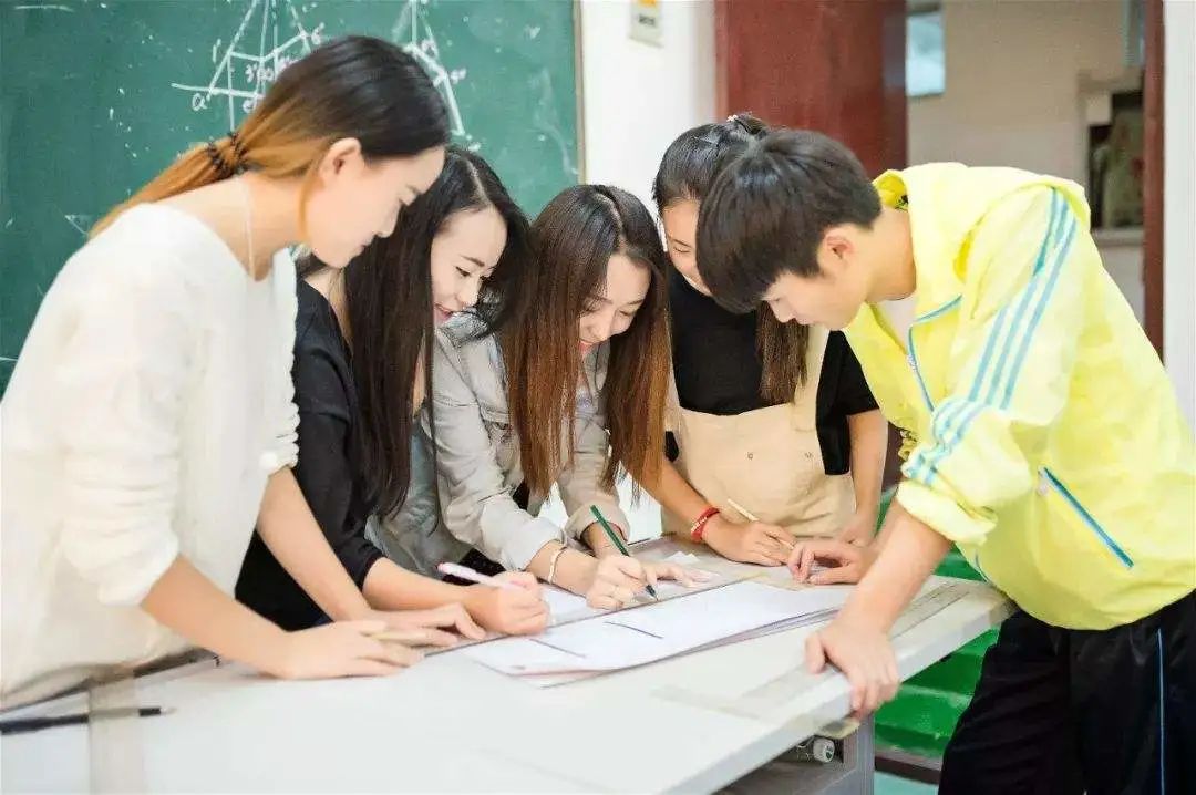 自考是名校重要還是專業重要？ 
